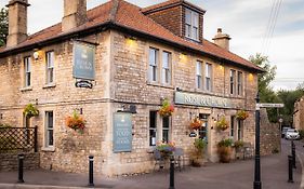 Rose And Crown Bath